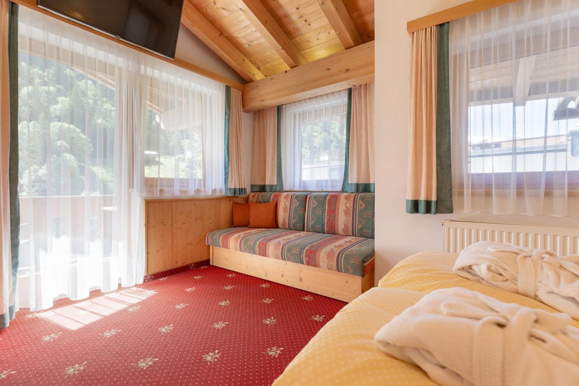 Hotel Pinzger 3*